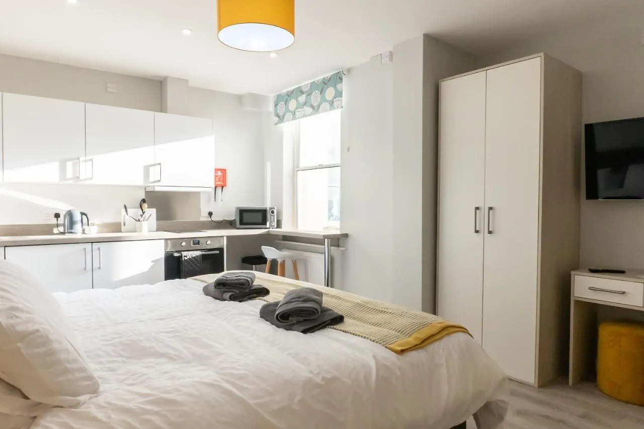 Apartment Spa Court Cheltenham